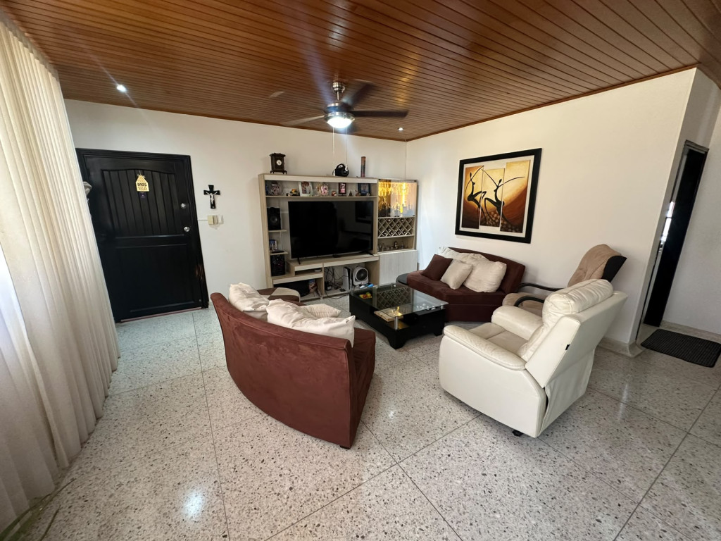 Apartamento en venta en Altos Del Limon, Barranquilla · foto 4 de 17