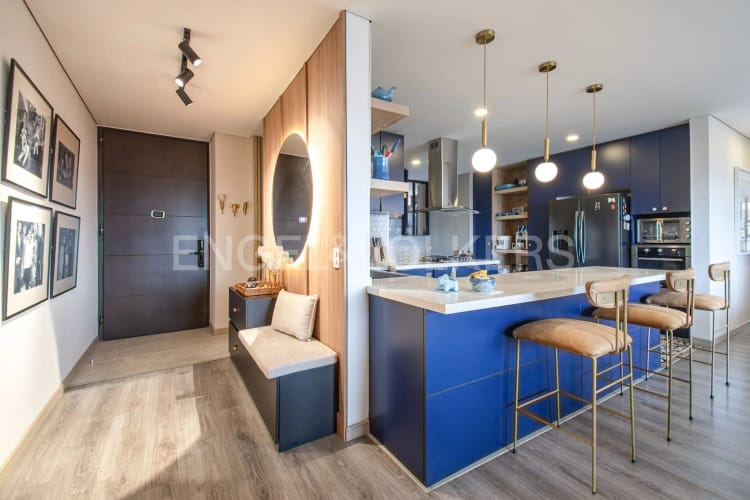 Apartamento de 3 alcobas en venta en Lagos De Cordoba, Bogotá, 156 m² · foto 2 de 24