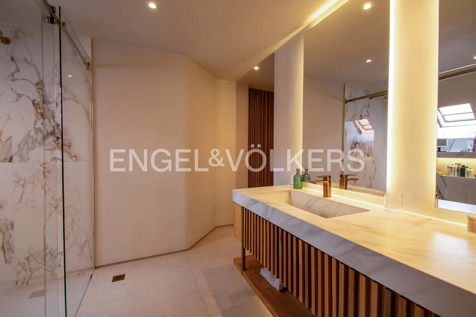 Apartamento en venta en Chicó Reservado, Bogotá · foto 13 de 20