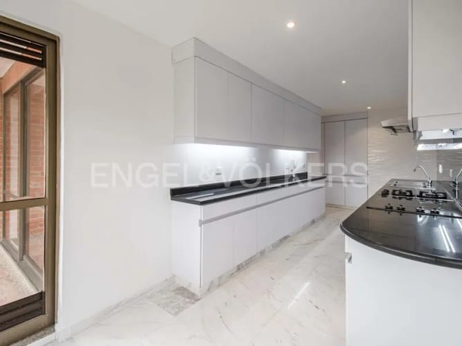 Apartamento de 3 alcobas en venta en Santa Ana, Bogotá, 220 m² · foto 10 de 20