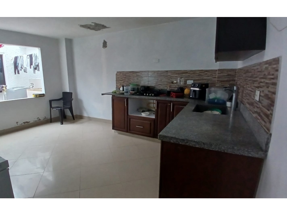 Apartamento en venta en Las Brisas, La Estrella · foto 3 de 9
