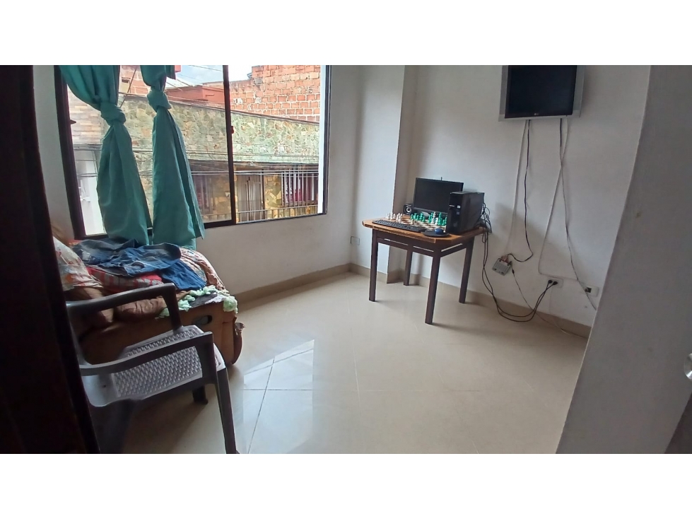 Apartamento en venta en Las Brisas, La Estrella · foto 7 de 9