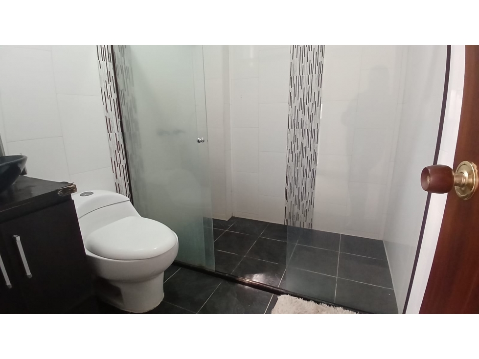 Apartamento en venta en Las Brisas, La Estrella · foto 8 de 9