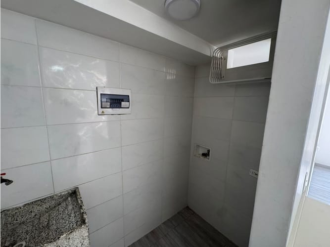 Apartamento de 3 alcobas en arriendo en Asentamiento Hato Viejo, Bello, 57 m² · foto 5 de 17