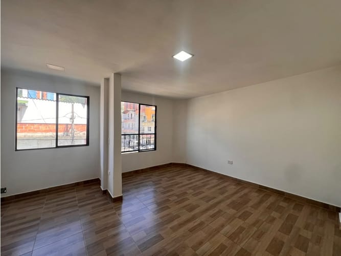 Apartamento de 3 alcobas en venta en Bellavista, Bello, 63 m² · foto 7 de 17
