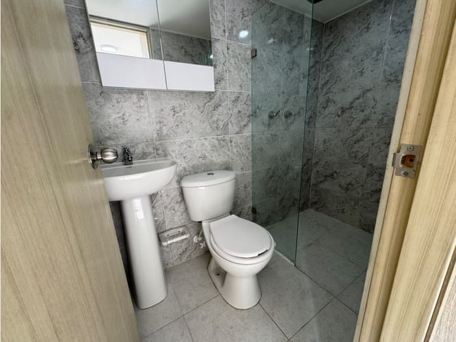Apartamento de 3 alcobas en arriendo en Asentamiento Hato Viejo, Bello, 57 m² · foto 11 de 17