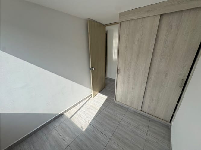Apartamento de 3 alcobas en arriendo en Asentamiento Hato Viejo, Bello, 57 m² · foto 13 de 17