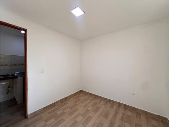 Apartamento de 3 alcobas en venta en Bellavista, Bello, 63 m² · foto 10 de 17