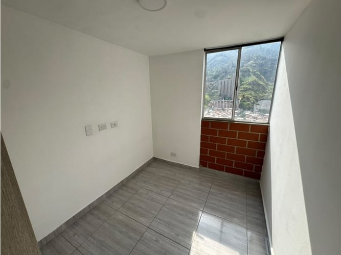 Apartamento de 3 alcobas en arriendo en Asentamiento Hato Viejo, Bello, 57 m² · foto 16 de 17