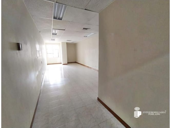 Oficina en arriendo en La Florida, Medellín, 40 m² · foto 3 de 8
