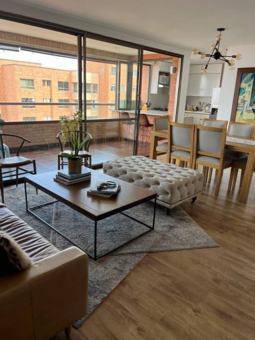 Apartamento de 2 alcobas en arriendo en El Tesoro, Medellín, 130 m² · foto 3 de 24