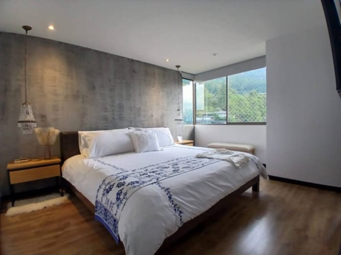 Apartamento de 2 alcobas en arriendo en El Tesoro, Medellín, 130 m² · foto 16 de 24