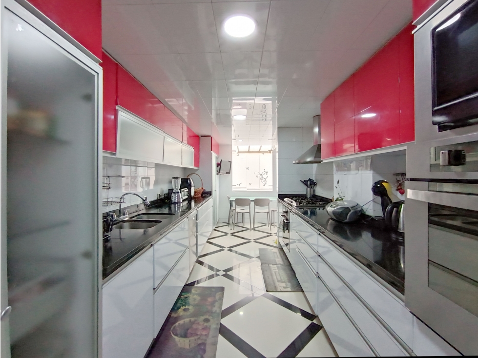 Apartamento en venta en Chico, Bogotá · foto 6 de 24