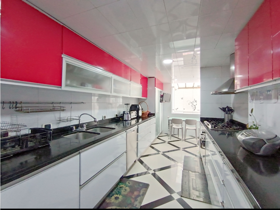 Apartamento en venta en Chico, Bogotá · foto 7 de 24
