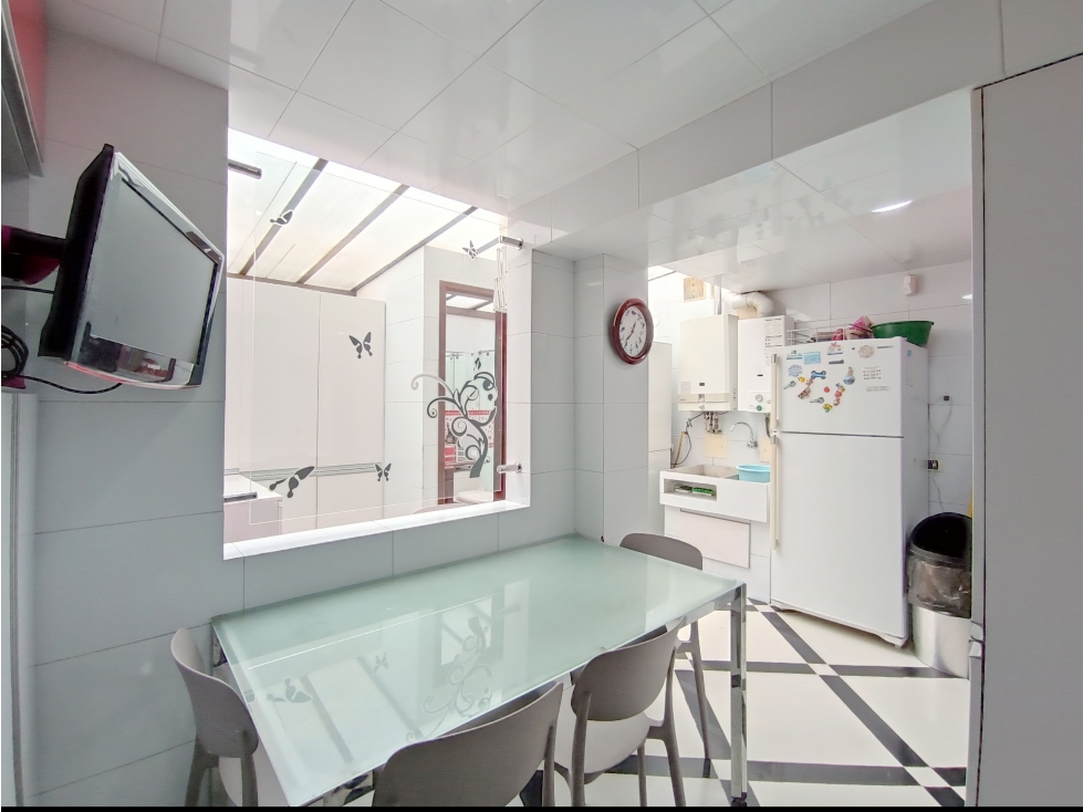 Apartamento en venta en Chico, Bogotá · foto 9 de 24