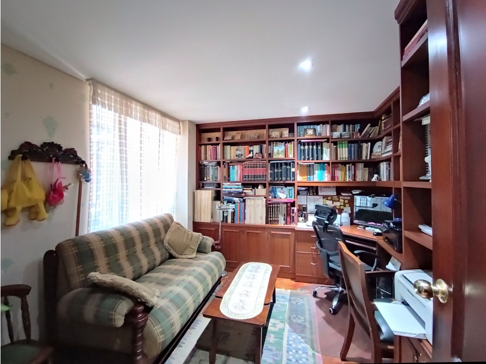 Apartamento en venta en Chico, Bogotá · foto 18 de 24