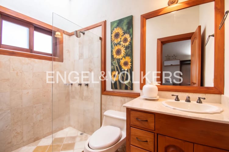 Casa de 4 alcobas en venta en Gualanday, Rionegro, 269 m² · foto 15 de 21