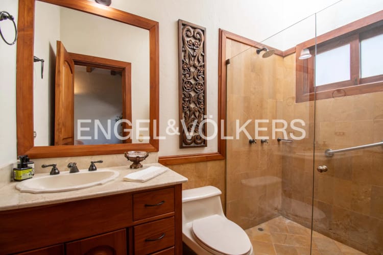 Casa de 4 alcobas en venta en Gualanday, Rionegro, 269 m² · foto 13 de 21