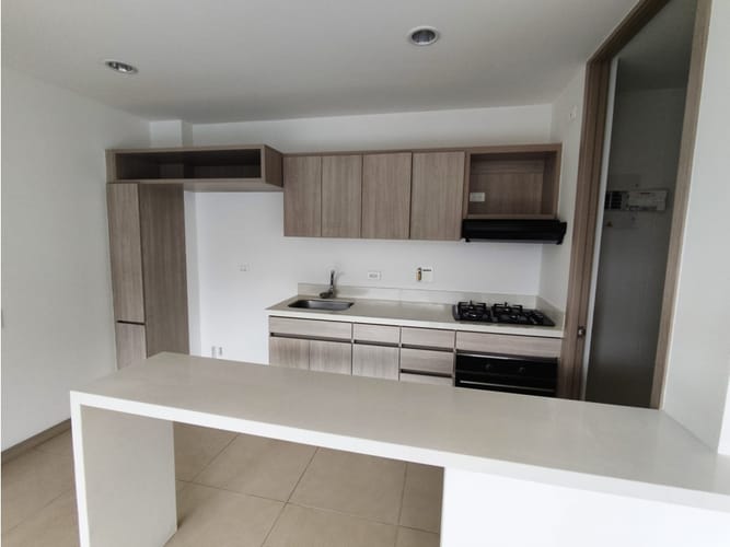 Apartamento de 3 alcobas en arriendo en Vía Las Palmas, Medellín, 90 m² · foto 7 de 24