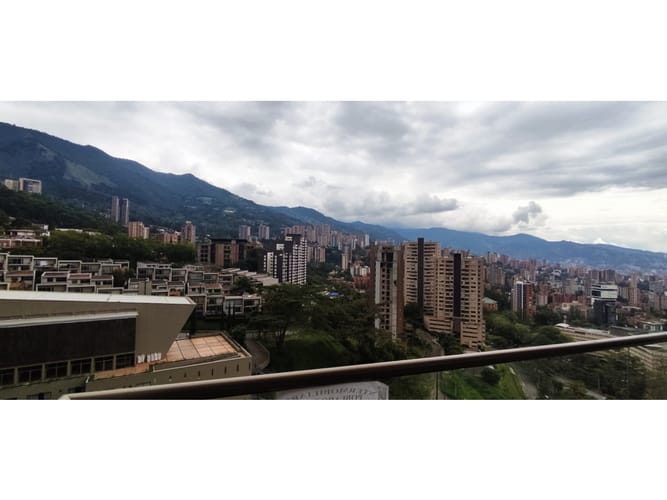 Apartamento de 3 alcobas en arriendo en Vía Las Palmas, Medellín, 90 m² · foto 11 de 24