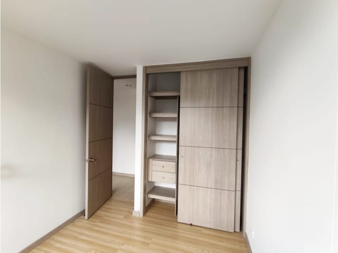 Apartamento de 3 alcobas en arriendo en Vía Las Palmas, Medellín, 90 m² · foto 21 de 24
