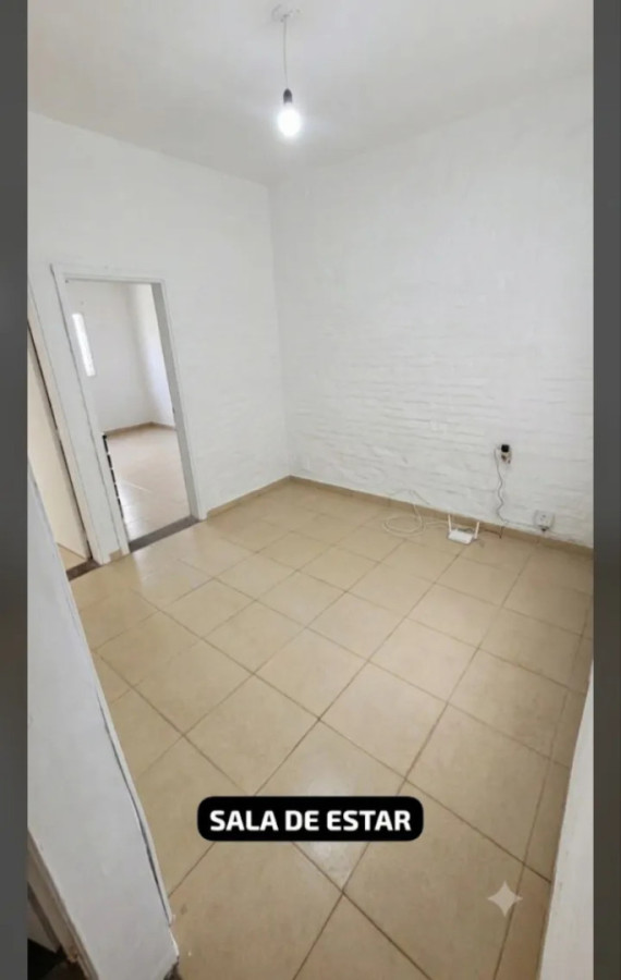 Alquiler Casa Planta Baja 3 Dormitorios Patio Con Parrillero Sin Gastos Comunes En La Blanqueada · Foto 3