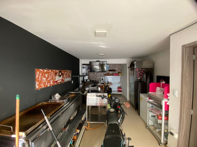 Edificio en venta en Valle Del Lili, Cali, 90 m² · foto 2 de 24