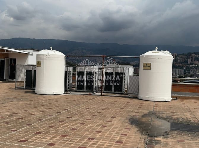 Local en arriendo en San Bernardo, Medellín, 1800 m² · foto 9 de 11