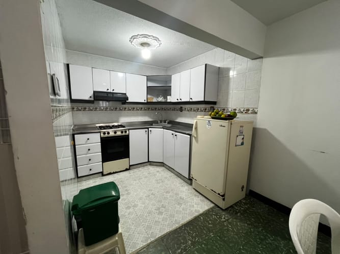 Casa de 5 alcobas en venta en La Victoria, Bucaramanga, 183 m² · foto 4 de 11