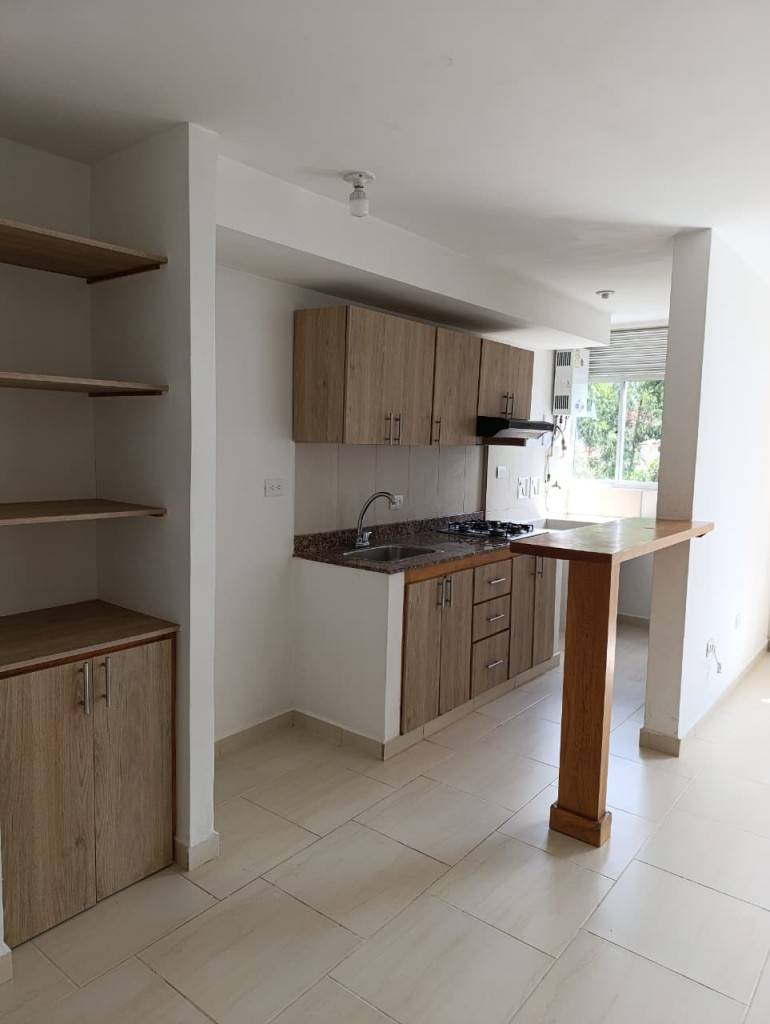 Apartamento en arriendo en Centro, Rionegro · foto 2 de 9