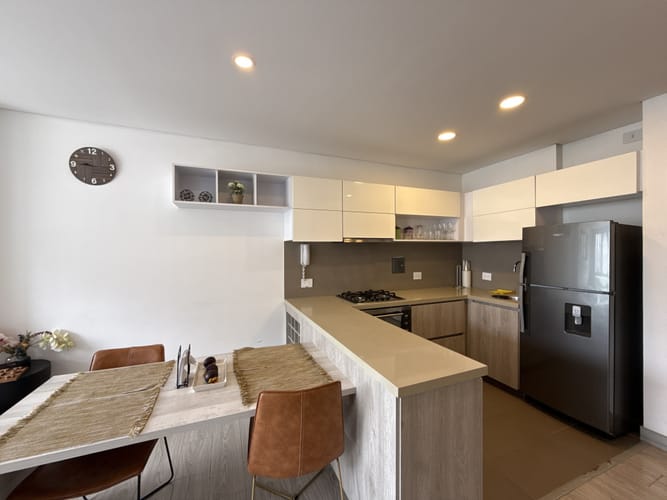 Apartaestudio en venta en Las Nieves, Bogotá, 38 m² · foto 2 de 15