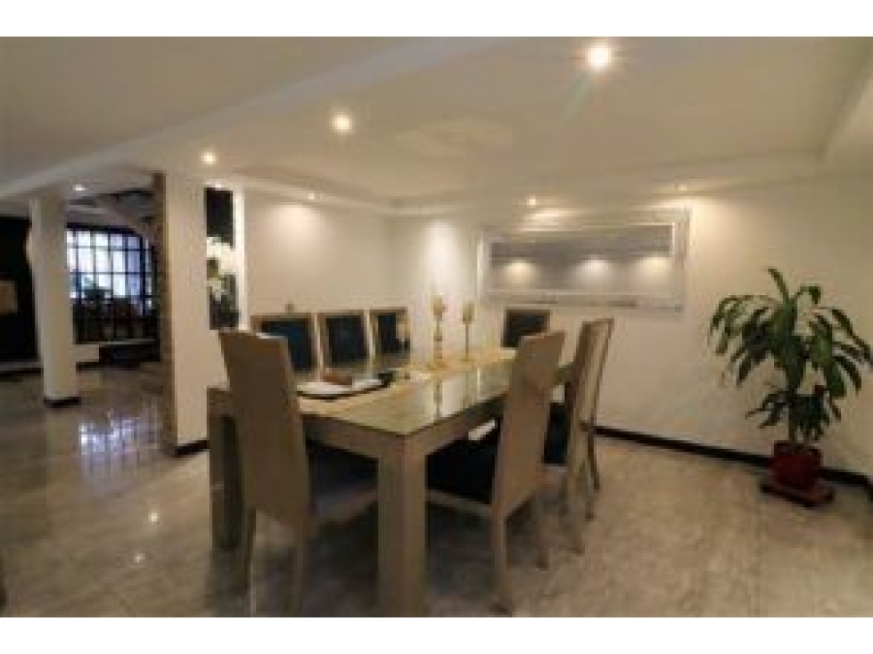 Casa en venta en Engativá, Bogotá · foto 3 de 14