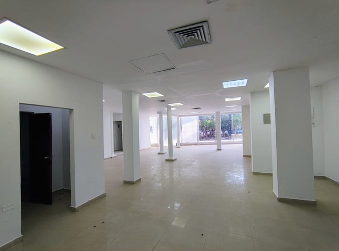 Edificio en arriendo en San Vicente, Barranquilla, 390 m² · foto 5 de 6