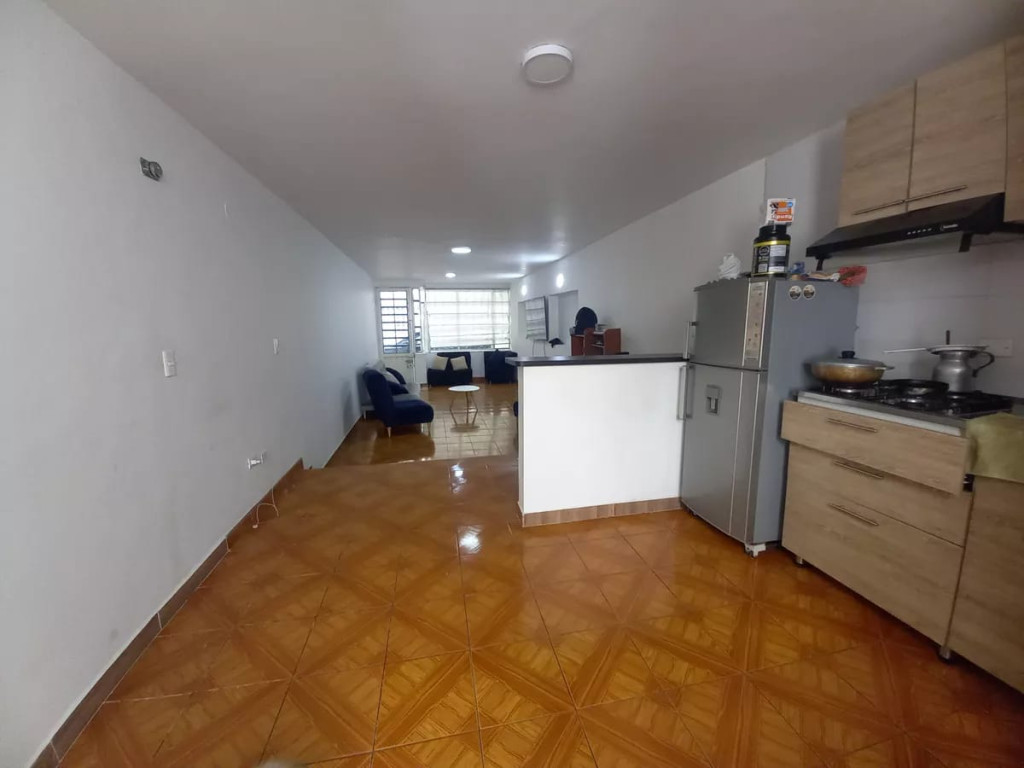 Casa en venta en Ciudad Montes, Bogotá · foto 6 de 19