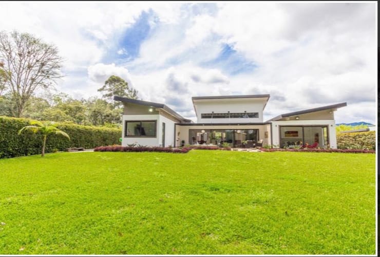 Casa de 5 alcobas en venta en Santa Elena, El Retiro · foto 5 de 24