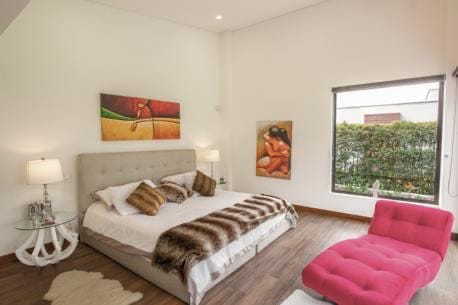 Casa de 5 alcobas en venta en Santa Elena, El Retiro · foto 17 de 24