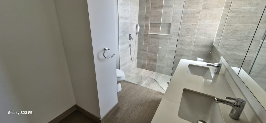 Apartamento de 3 alcobas en arriendo en El Porvenir, Rionegro, 189 m² · foto 14 de 17