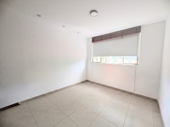 Apartamento de 3 alcobas en venta en El Poblado, Medellín, 120 m² · foto 7 de 10