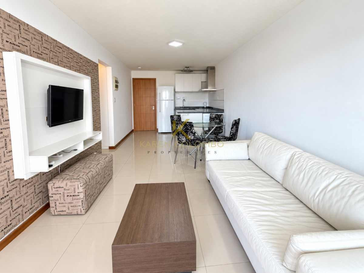 Alquiler Anual-1 Dormitorio-Parrillero Propio · Foto 6