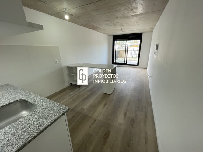 Monoambiente en venta 60 mt en avenida Italia y propios