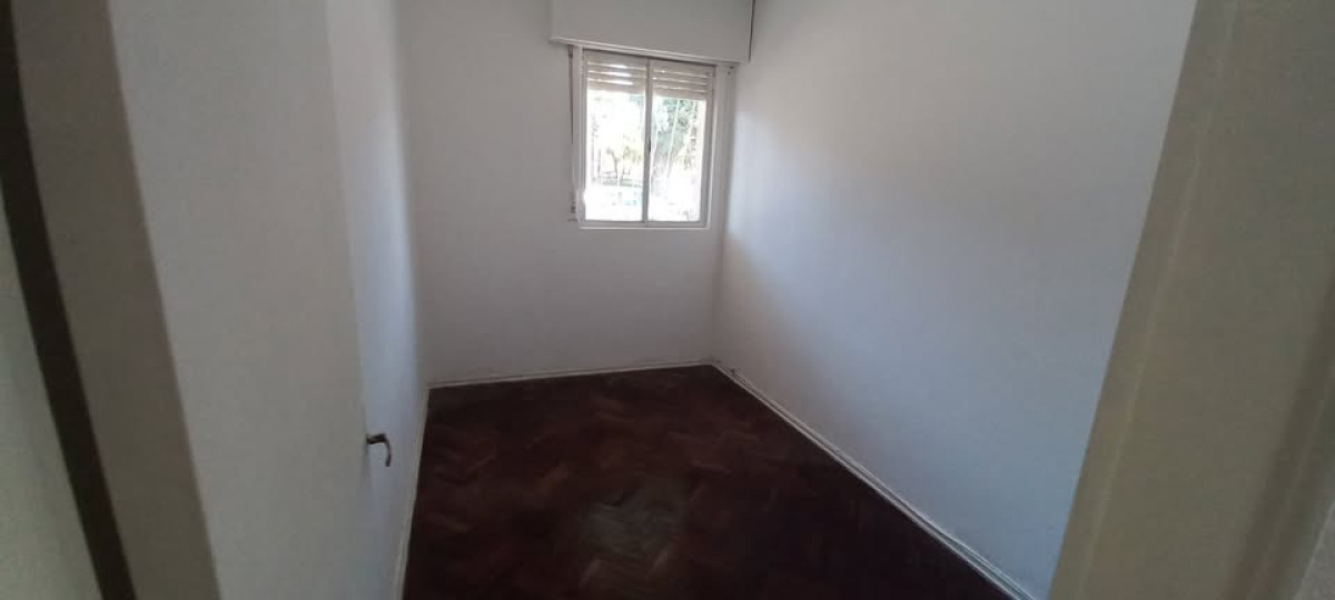 Alquiler Casa 2 Dormitorios Patio Con Parrillero Sin Gastos Comunes En Malvin · Foto 11