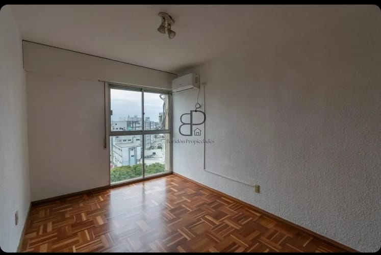 Alquiler Apartamento 1 Dormitorio Tres Cruces con balcon · Foto 7