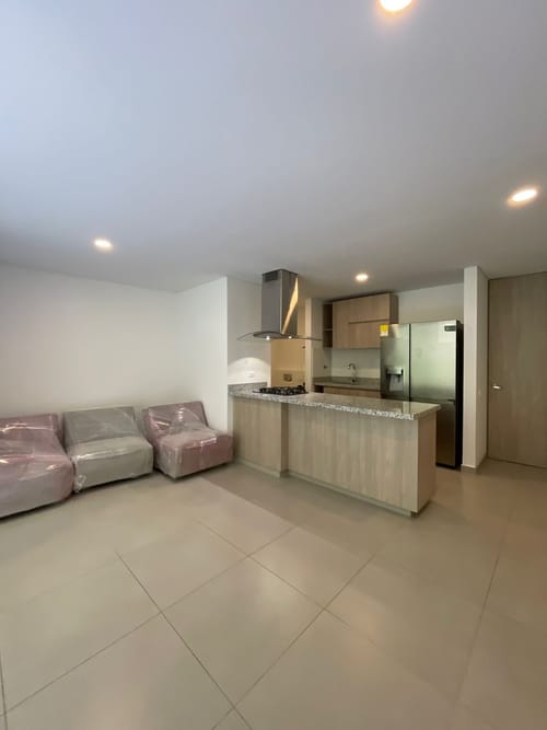 Apartamento de 3 alcobas en venta en Santa Elena, El Retiro, 78 m² · foto 3 de 14