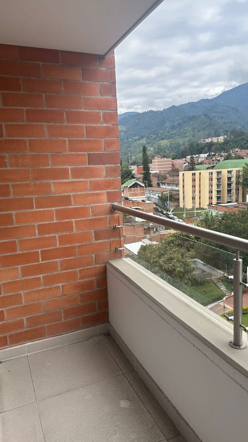 Apartamento de 3 alcobas en venta en Poblado Del Sur, La Estrella, 75 m² · foto 11 de 17