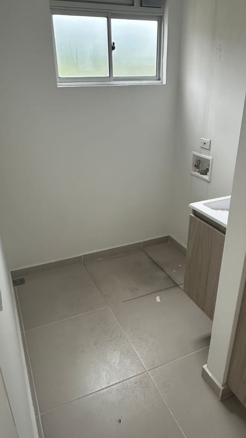 Apartamento de 3 alcobas en venta en Poblado Del Sur, La Estrella, 75 m² · foto 13 de 17