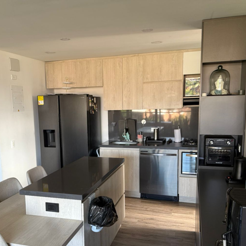 Apartamento de 2 alcobas en venta en Miraflores, Medellín, 99 m² · foto 4 de 12