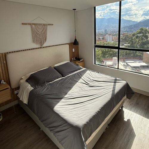 Apartamento de 2 alcobas en venta en Miraflores, Medellín, 99 m² · foto 5 de 12
