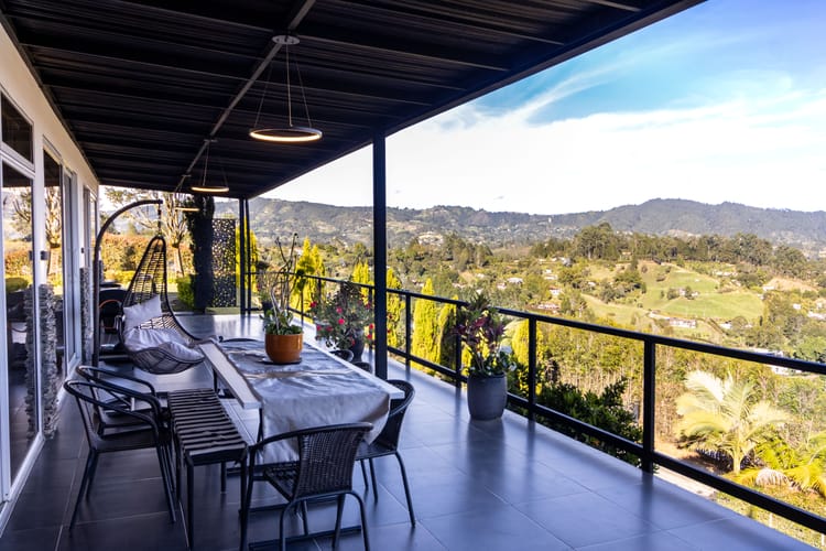 Casa de 3 alcobas en venta en San Jose, Guarne, 280 m² · foto 2 de 24
