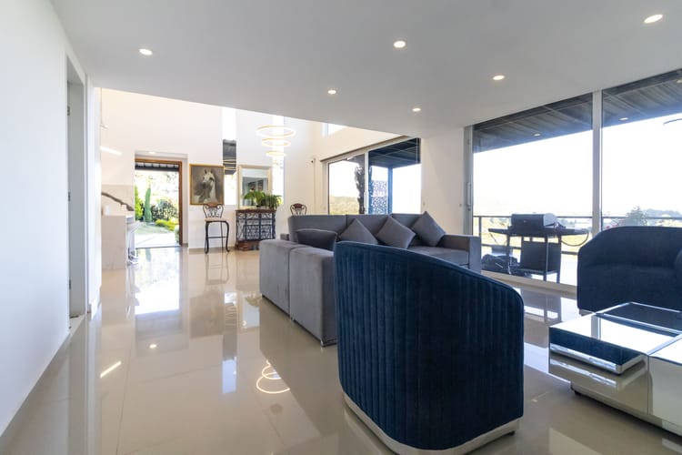 Casa de 3 alcobas en venta en San Jose, Guarne, 280 m² · foto 7 de 24