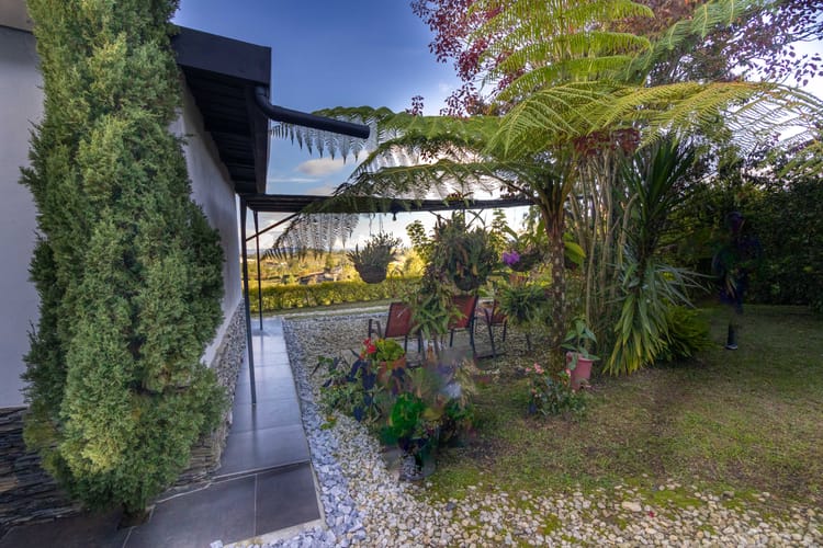 Casa de 3 alcobas en venta en San Jose, Guarne, 280 m² · foto 11 de 24